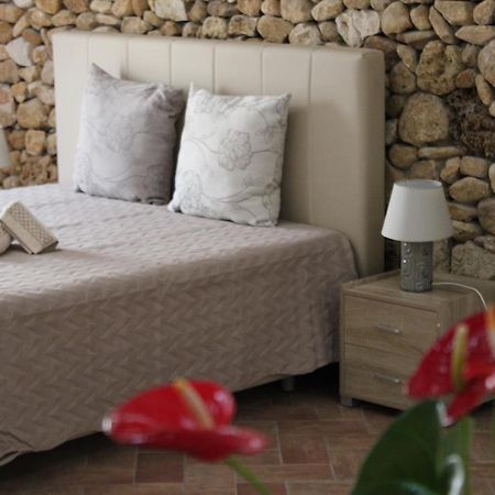 B&B Casa Giuliana Balestrate Eksteriør bilde