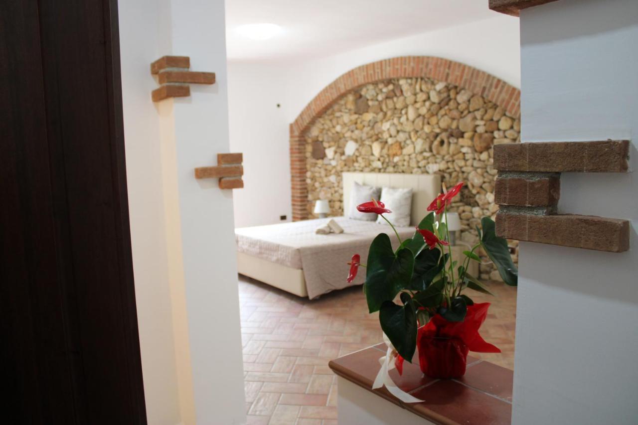 B&B Casa Giuliana Balestrate Eksteriør bilde