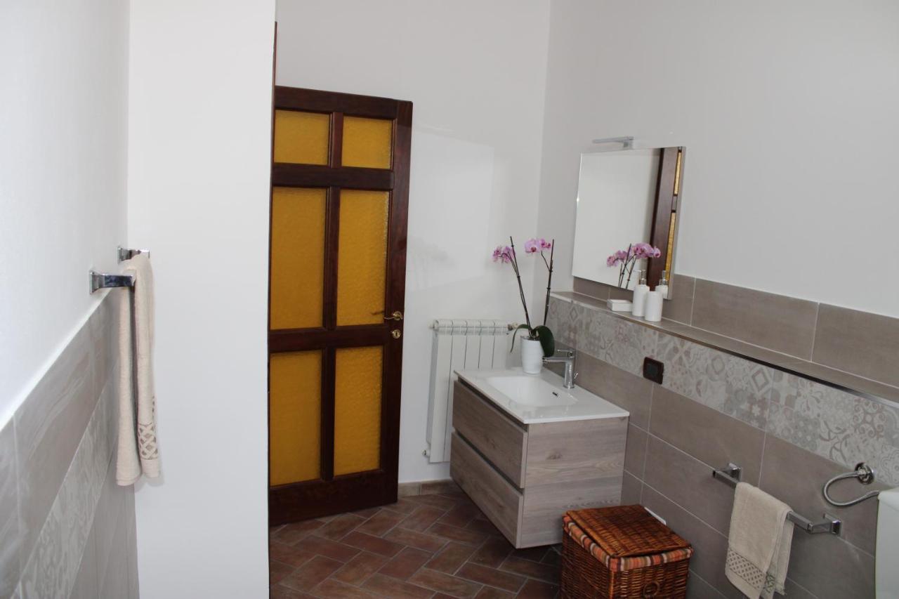 B&B Casa Giuliana Balestrate Eksteriør bilde